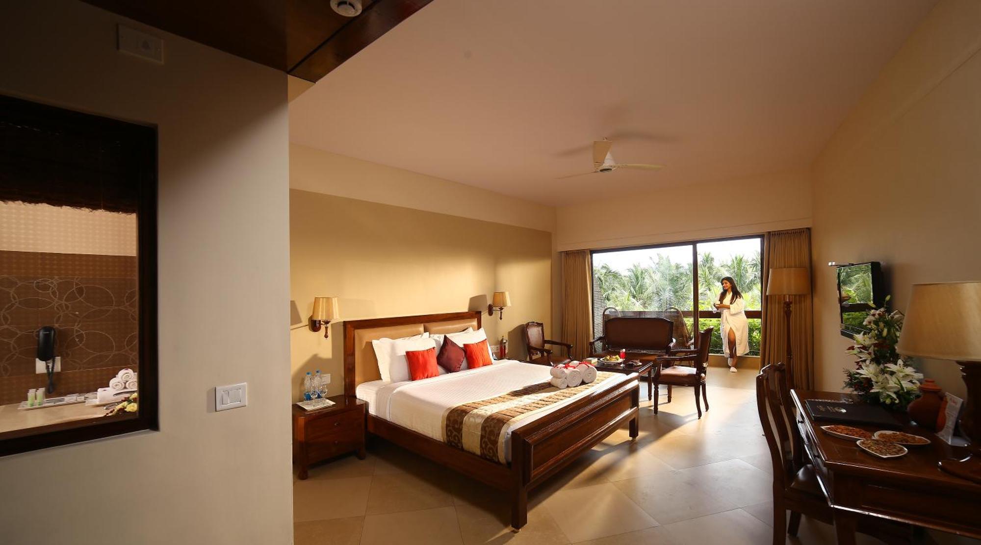 Uday Suites - The Airport Hotel Thiruvananthapuram Ngoại thất bức ảnh