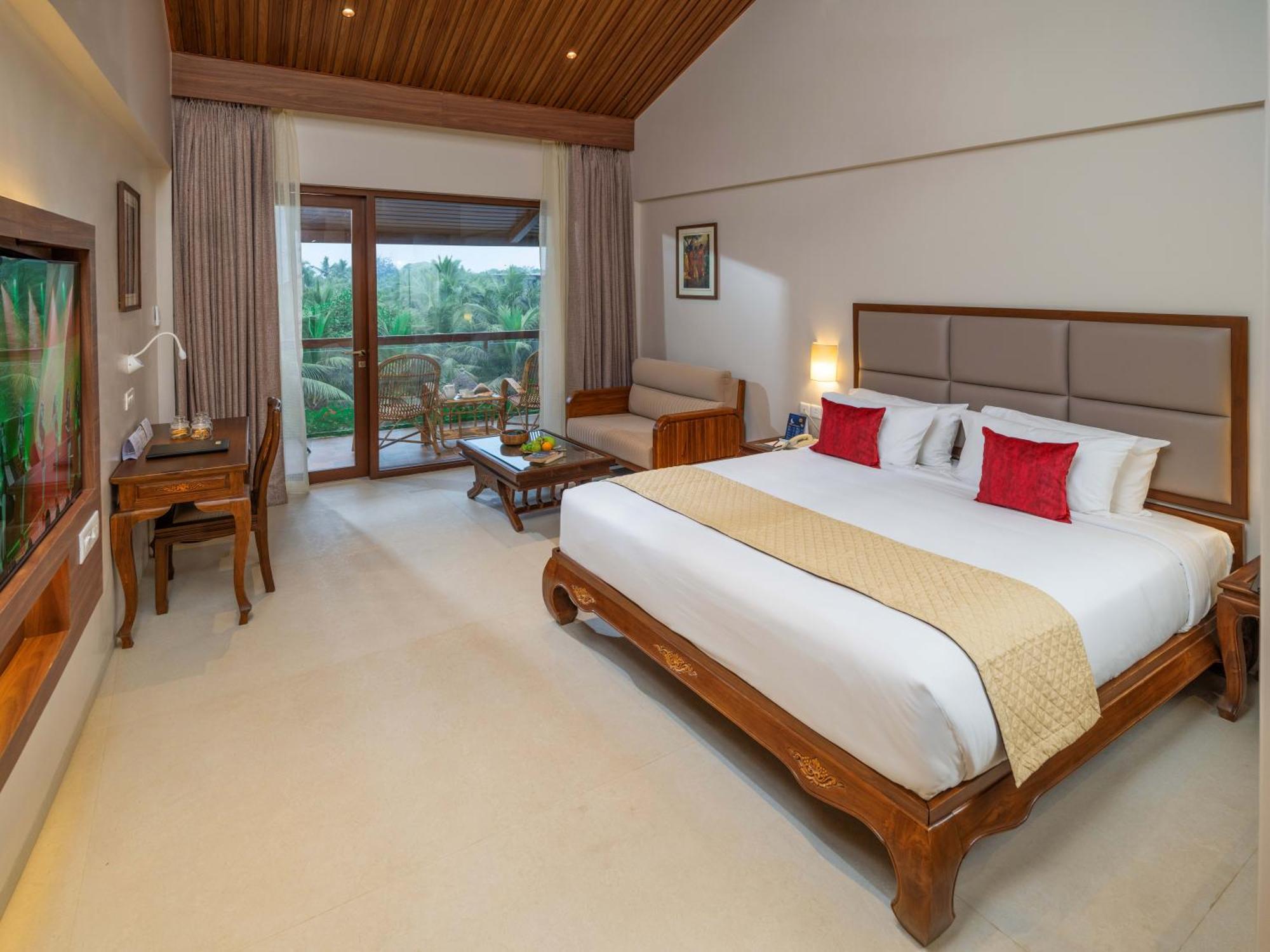 Uday Suites - The Airport Hotel Thiruvananthapuram Ngoại thất bức ảnh